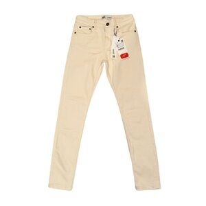 Item: Eggshell Skinny Jeans / Brand: ZARA / Size: 4 / Color: Eggshell